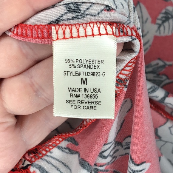 West Kei Red and Black White Floral Crossover Cami Tank Front Elastic Hem Medium - Picture 7 of 7